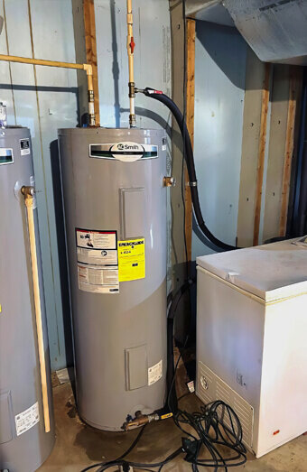 https://plumbernollamara.com.au/uploads/2025/06/hot-water-727025.jpg